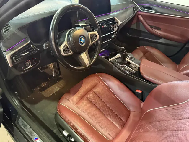 BMW 5 Series — Фото автомобиля 2