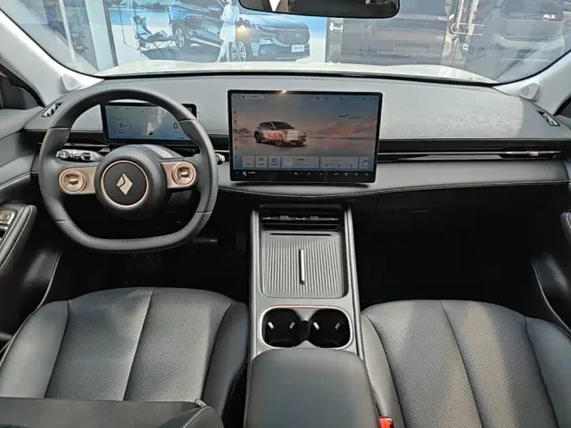 Baojun Yunhai — Фото автомобиля 9
