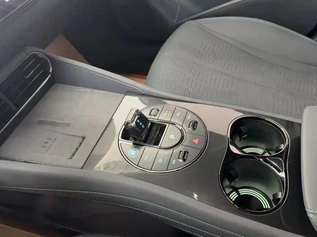 BYD Seal 06 GT — Фото автомобиля 10