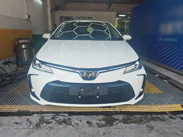Toyota Corolla — Фото автомобиля 2