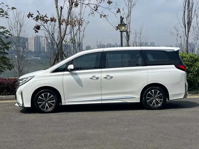 GAC Trumpchi M8 — Фото автомобиля 3