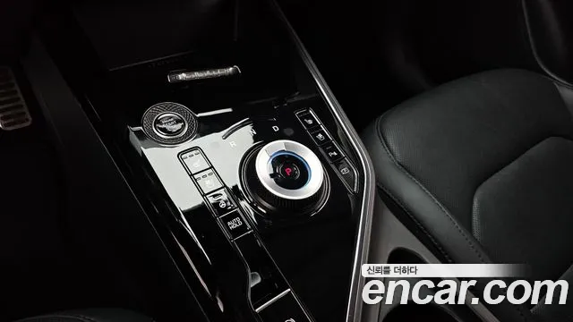 Kia Niro The All New Niro Signature — Фото автомобиля 7