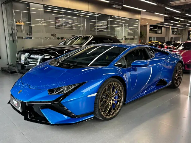 Lamborghini Huracan — Фото автомобиля 3