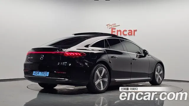 Mercedes-Benz EQS — Фото автомобиля 2