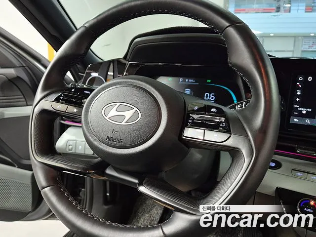 Hyundai Avante CN7 — Фото автомобиля 13