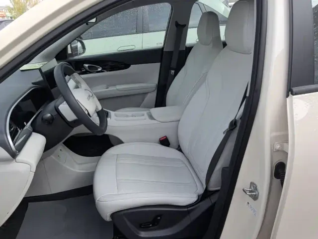 Geely Starry Wish — Фото автомобиля 14