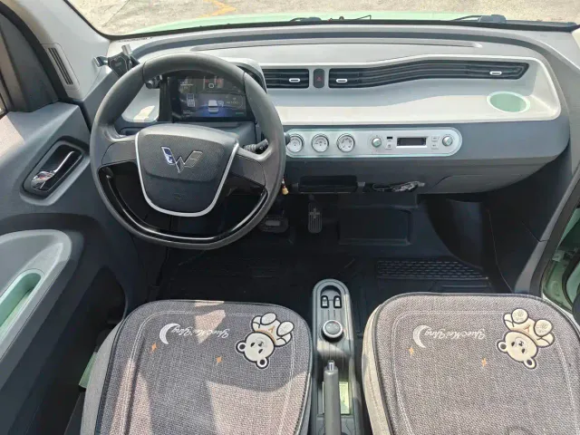 Wuling Hongguang Mini EV — Фото автомобиля 12