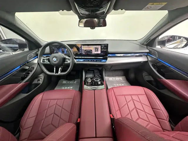 BMW 5 Series — Фото автомобиля 6