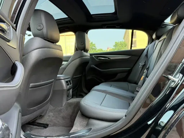 Cadillac CT5 — Фото автомобиля 3