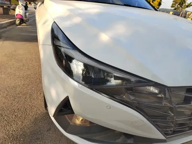 Hyundai Elantra — Фото автомобиля 23