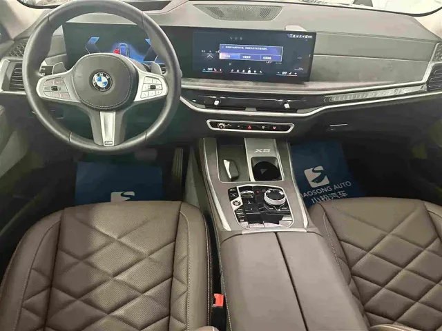 BMW X5 — Фото автомобиля 14