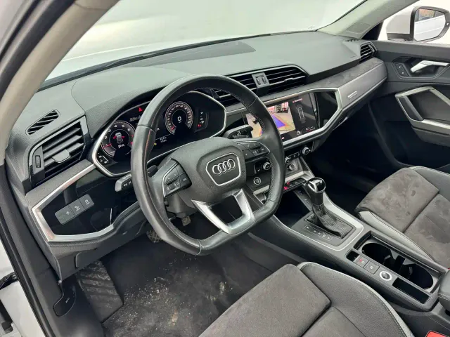 Audi Q3 — Фото автомобиля 16