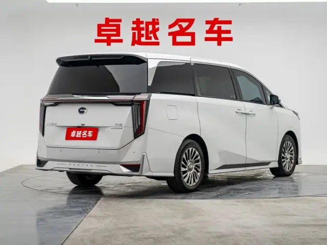GAC Trumpchi M8 — Фото автомобиля 3