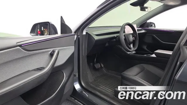 Tesla Model Y Модель Y — Фото автомобиля 3