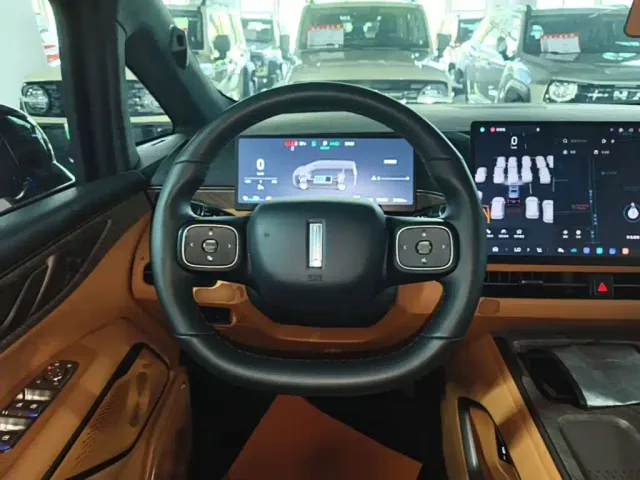 Wey Alpine — Фото автомобиля 10