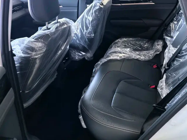 Wuling Starlight — Фото автомобиля 6
