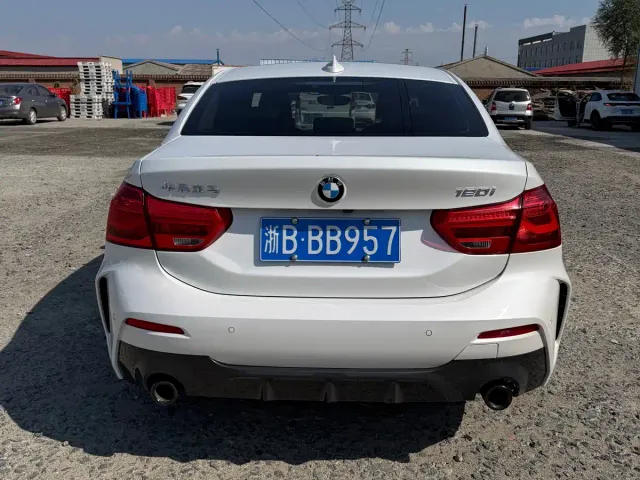 BMW 1 Series — Фото автомобиля 21