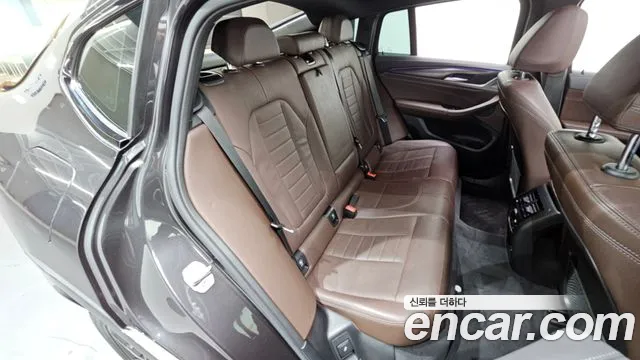 BMW X4 xDrive20i M Sport — Фото автомобиля 12