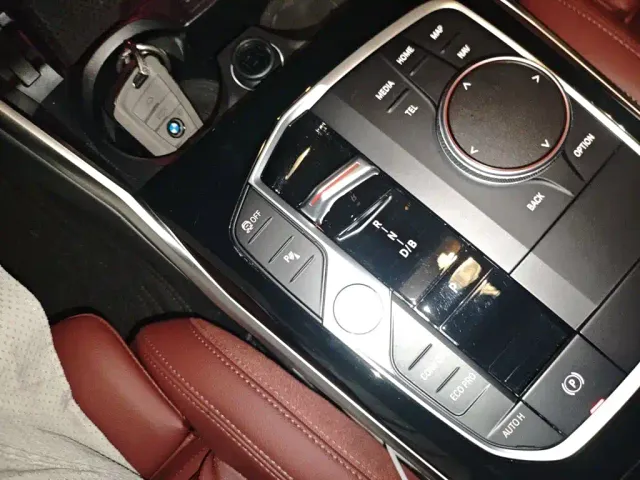 BMW i3 — Фото автомобиля 10