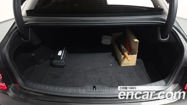 Genesis G80 Бензин 2.5 турбо AWD — Фото автомобиля 14