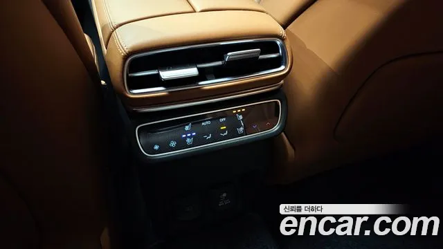 Genesis GV80 2.5T Бензин AWD — Фото автомобиля 17