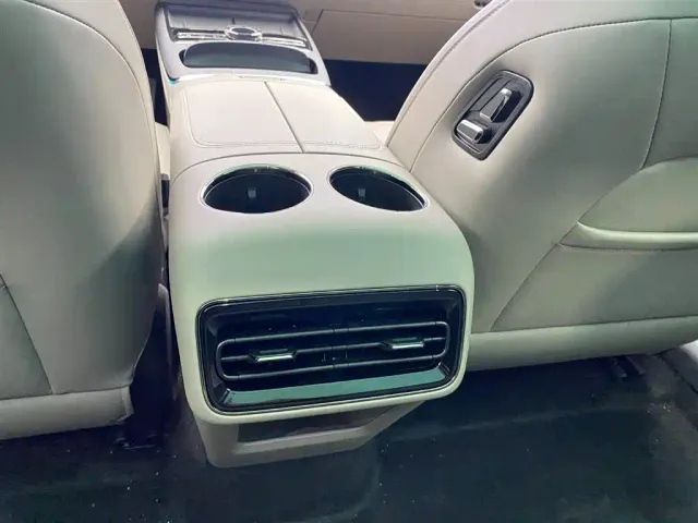 Geely Galaxy Xingyao 8 — Фото автомобиля 11