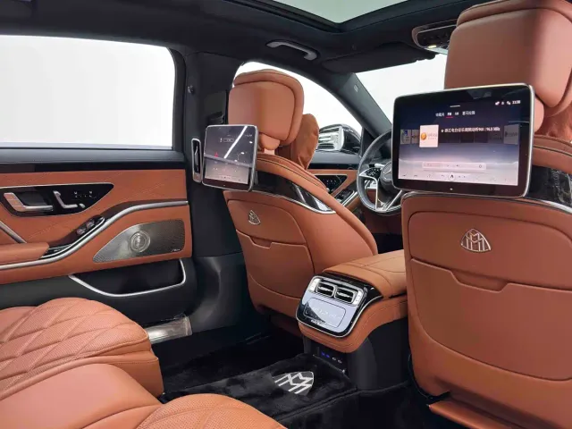 Mercedes-Benz Maybach S-Class — Фото автомобиля 26