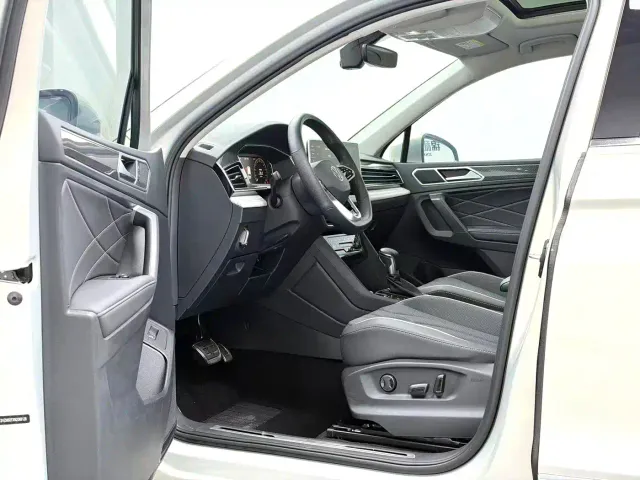 Volkswagen Tiguan L — Фото автомобиля 7