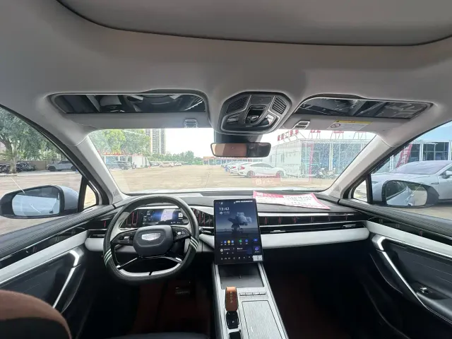 Geely Boyue L — Фото автомобиля 6