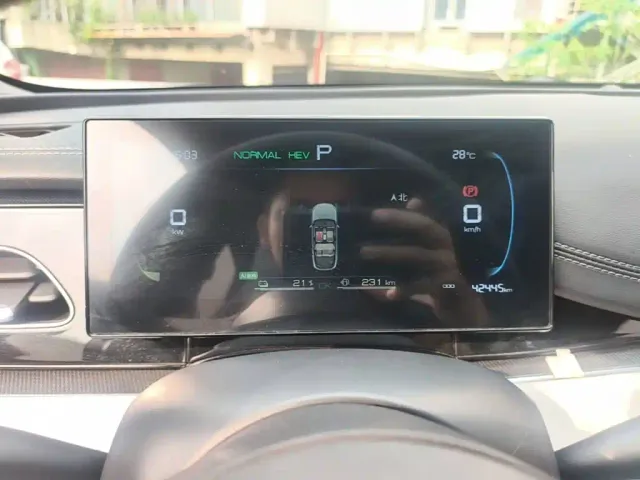 BYD Seal 06 — Фото автомобиля 11