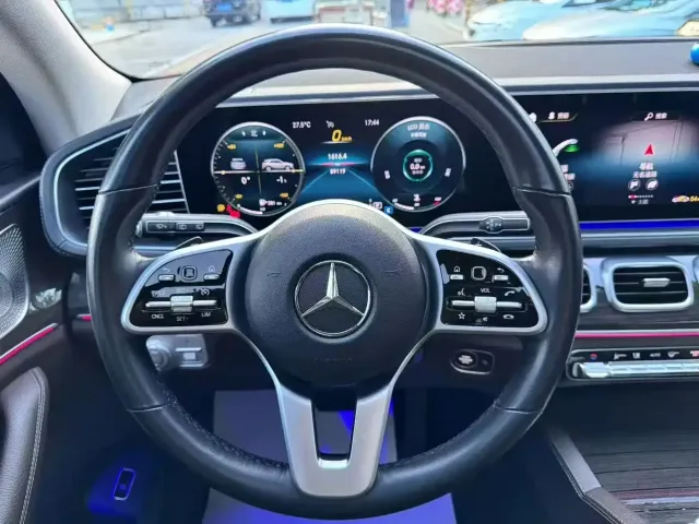 Mercedes-Benz GLE-Class — Фото автомобиля 3