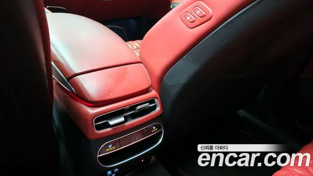 Genesis GV70 2.5T Бензин AWD — Фото автомобиля 18