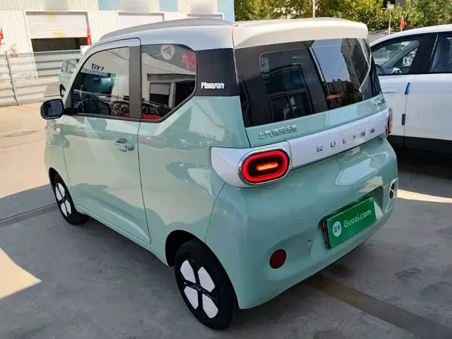 Wuling Hongguang Mini EV — Фото автомобиля 4