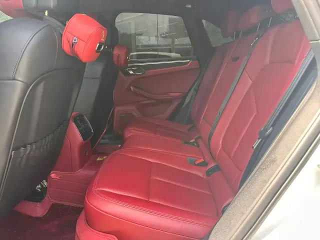 Porsche Macan — Фото автомобиля 7