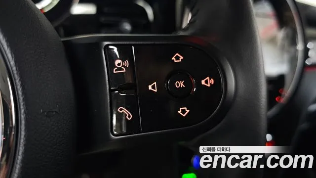 Mini Cooper Cooper 5 дверей Classic — Фото автомобиля 28