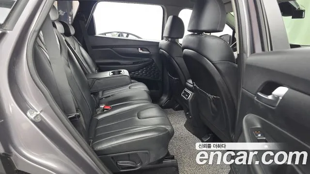 Hyundai Santa Fe Santa Fe (New) — Фото автомобиля 12
