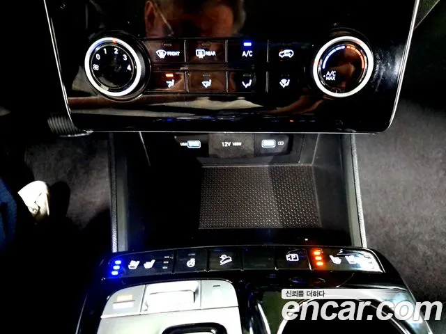 Hyundai Tucson Tucson (NX4) Дизель 2.0 4WD — Фото автомобиля 16