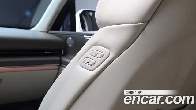 Genesis GV80 — Фото автомобиля 29