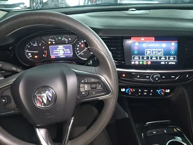 Buick Regal — Фото автомобиля 9