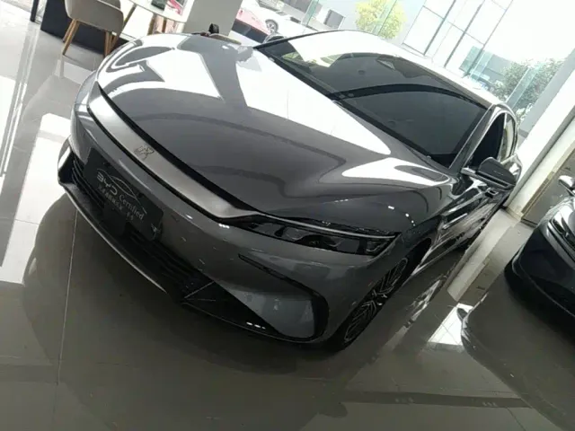 Фотография автомобиля — BYD Han