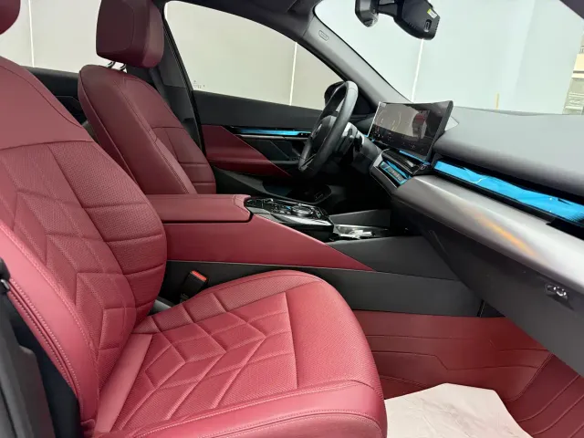 BMW 5 Series — Фото автомобиля 7