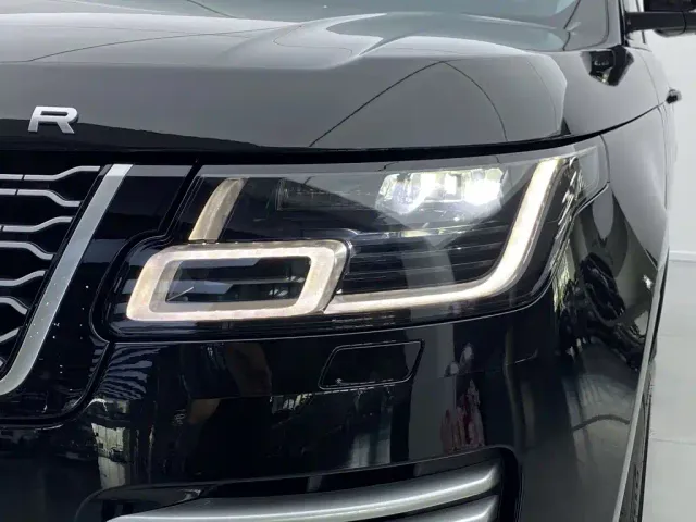 Land Rover Range Rover — Фото автомобиля 6