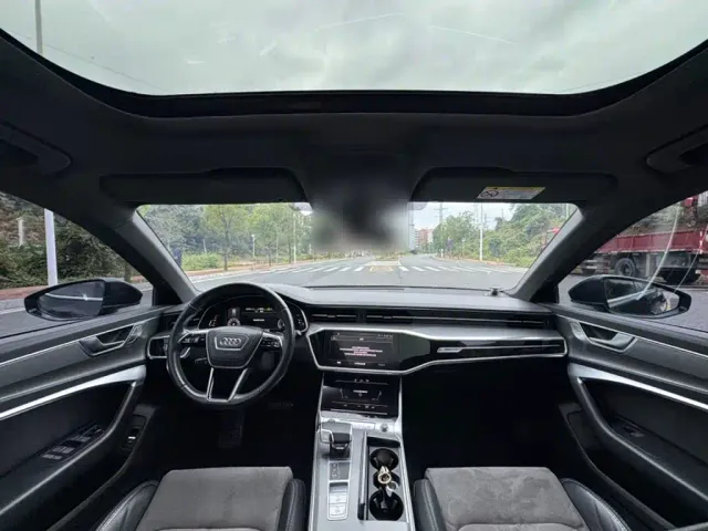 Audi A6L — Фото автомобиля 13
