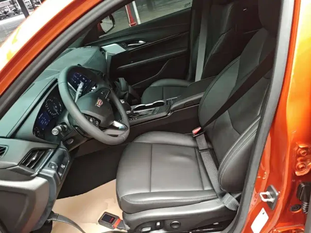 Cadillac CT4 — Фото автомобиля 14