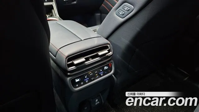 Genesis GV80 — Фото автомобиля 20