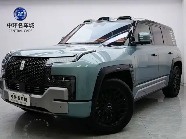 Фотография автомобиля — BYD U8