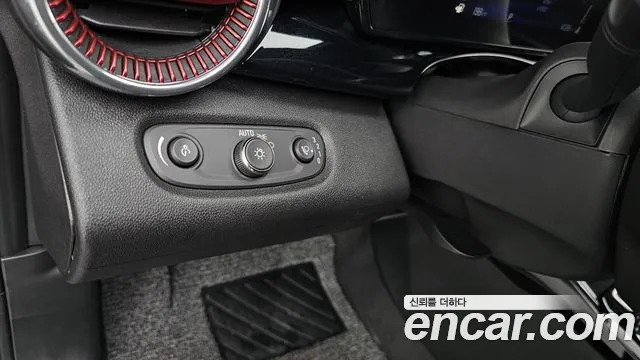 ChevroletGMDaewoo Trax Trax Кроссовер — Фото автомобиля 18