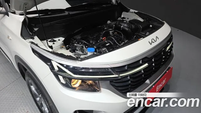 Kia Seltos — Фото автомобиля 6