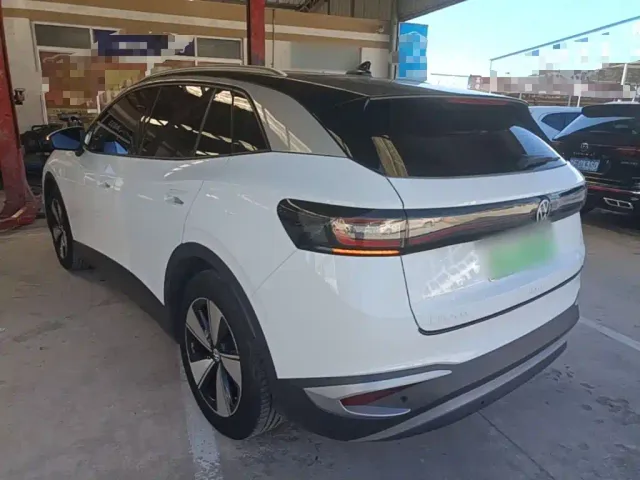 Volkswagen ID.4 X — Фото автомобиля 4