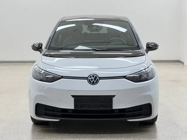 Volkswagen ID.3 — Фото автомобиля 2